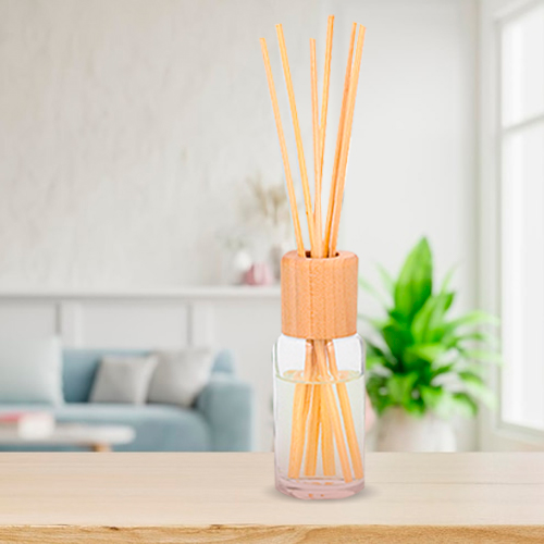 Difusor de aromas con envase de vidrio, tapón antiderrames de plástico y tapa con 6 varitas de madera. (Aroma lemon grass) UNICO