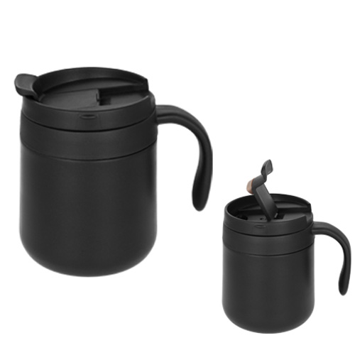 Taza con doble pared de acero inoxidable, con base de silicón, asa de plástico y tapa de cierre a presión con válvula de seguridad. NEGRO