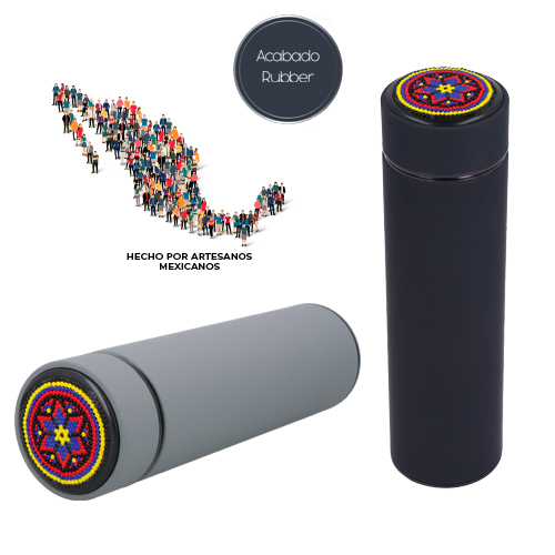 Termo de acero inoxidable con doble pared insulado al vacío, incluye un filtro infusor y acabado rubber. EDICIÓN HUICHOL. GRIS