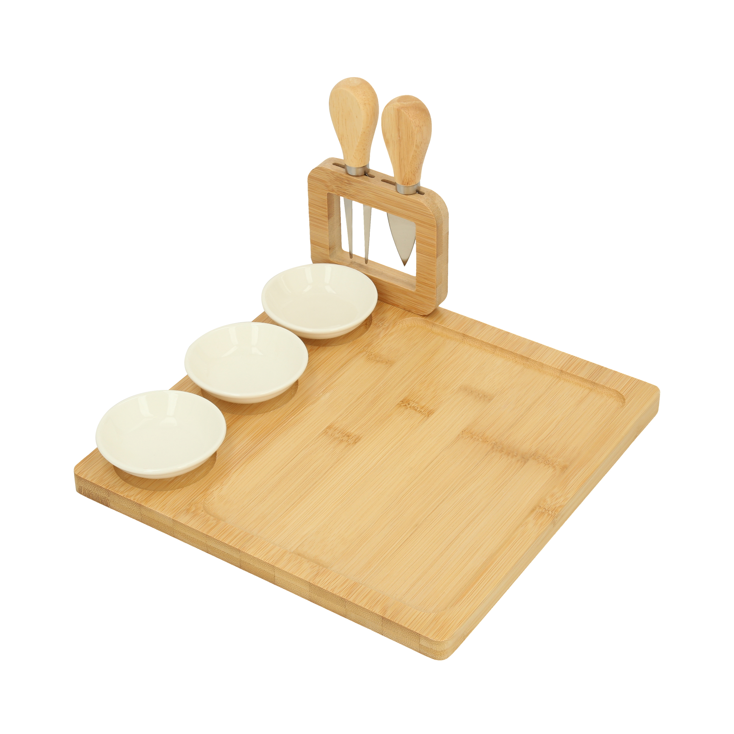 Tabla de quesos que incluye 3 mini platos de cerámica, un tenedor para quesos y un cuchillo. BAMBU