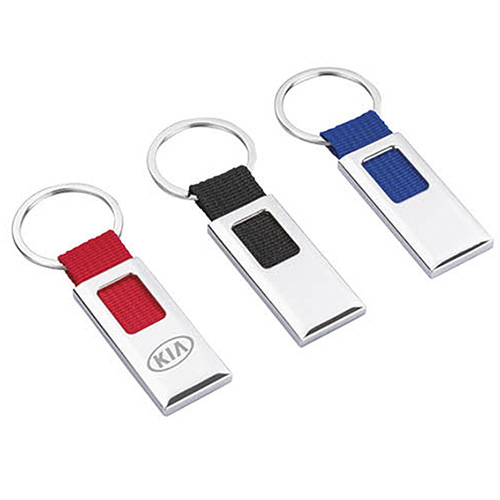 Llavero metálico con ventanilla y arillo reforzado. AZUL