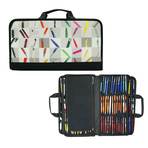 Estuche de poliéster con asas, 6 compartimentos, 3 ventanas protectoras y 3 cierres. Con espacio para 216 bolígrafos. INCLUYE 202 BOLIGRAFOS. NEGRO