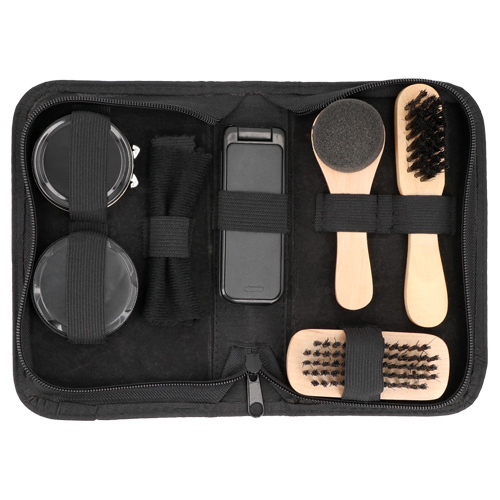 Set de limpieza para calzado, Incluye 7 piezas: 2 cepillos de madera, 1 quita peluzas, lustrador, esponja con mango de madera, abrillantador y cera negra para boleado. NEGRO